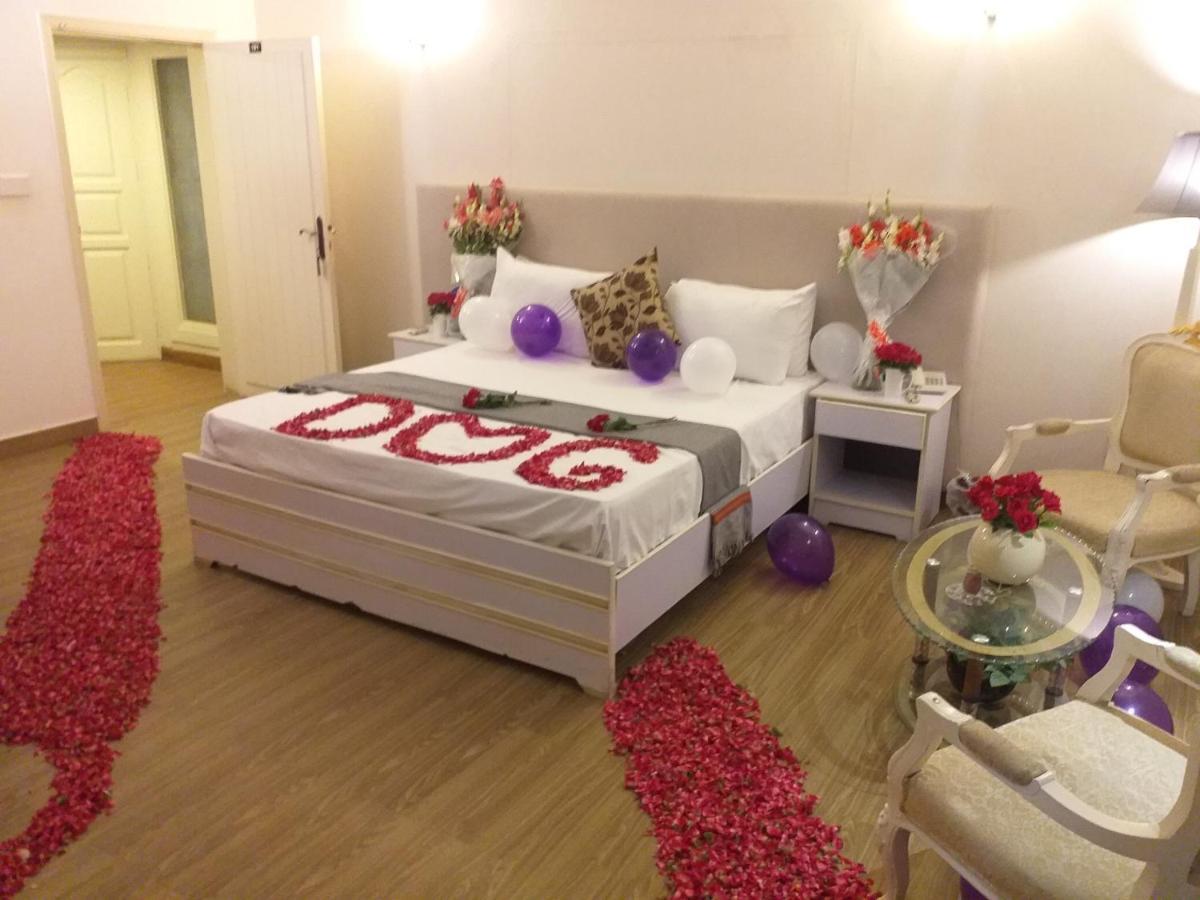 Hilton Bayview Lnn 호텔 카라치 외부 사진