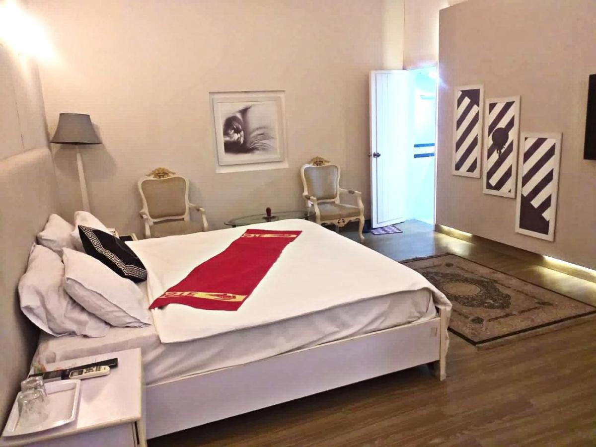 Hilton Bayview Lnn 호텔 카라치 외부 사진