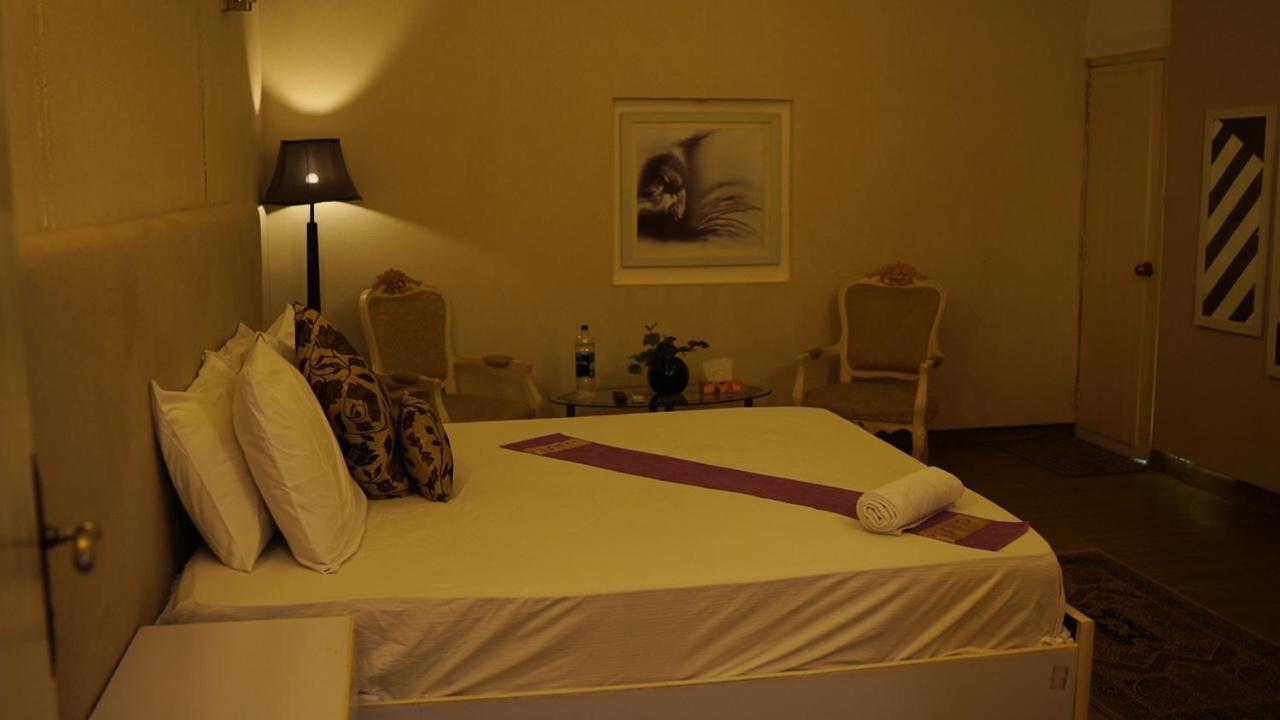 Hilton Bayview Lnn 호텔 카라치 외부 사진